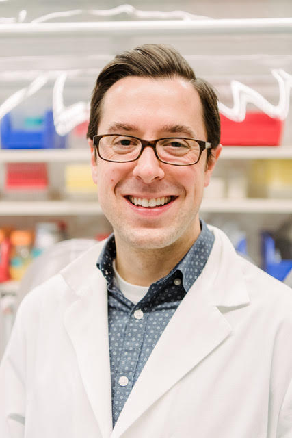 Dr. Aaron Smith receives $1.9 M NIH grant to study bacterial iron homeostasis and potentially leading to new therapeutics capable of preventing bacterial virulence